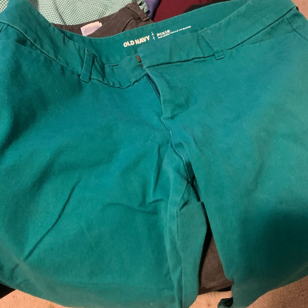Old Navy Pixie Pant Bundle Size 10 - image 4